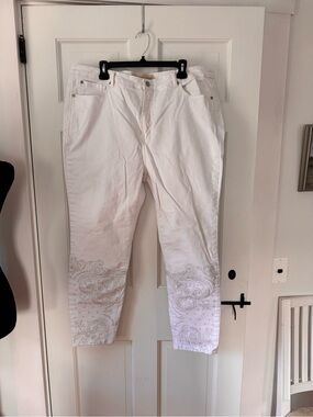 SOFT SURROUNDINGS White Straight Leg Slim Stretch Embroidered Denim  - Size 20
